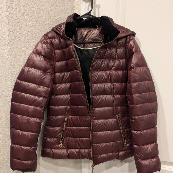 Calvin Klein Puffer Jacket Size Small Burgundy/Maroon Lightweight Premium Down - Picture 2 of 4
